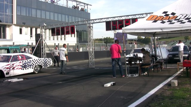 Chevrolet Impala 1965 Biturbo Vs. BMW E30 M3 Turbo