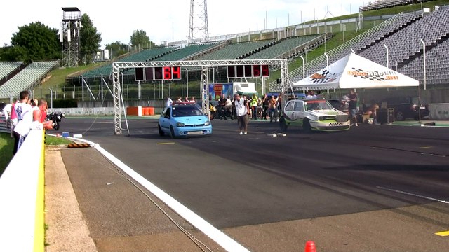 Renault Clio TDI Turbo Vs. VW Golf Turbo