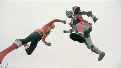 Super Hero Taisen Gokai Red vs. Kamen Rider Decade