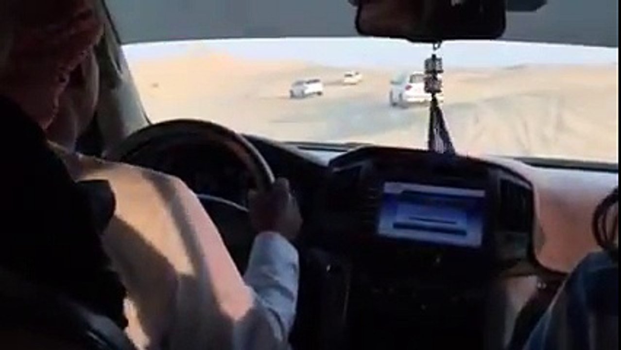 Abu Dhabi Desert Safari, Dune Bashing at Evening