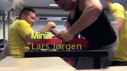 Armwrestling Greenland - hver lørdag kl.15