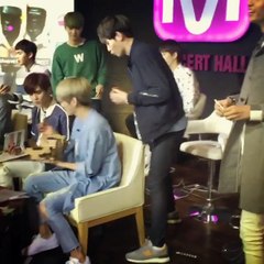 160509 officialmwave instagram u10t 4