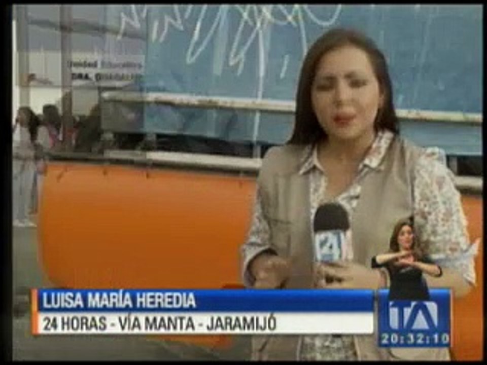 Correa inauguró unidad del milenio en zona devastada