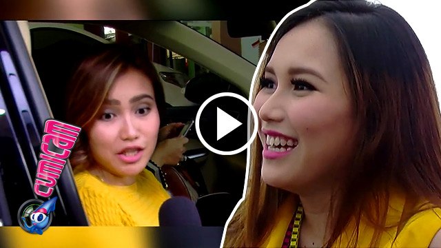 Dibilang Janda Genit, Ayu Marah Besar - Cumicam 10 Mei 2016
