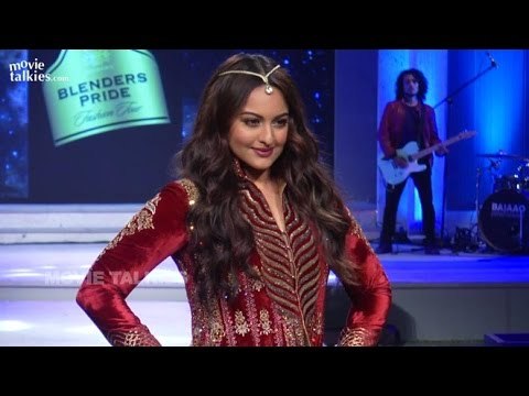 Sonakshi Sinha Ramp Walk At Blenders Pride Fashion Tour 2015