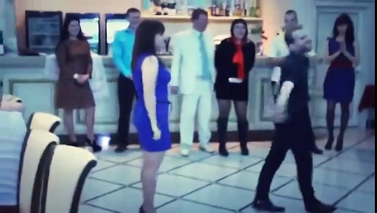 Девушка не устояла . Парень ЖЖЕТ