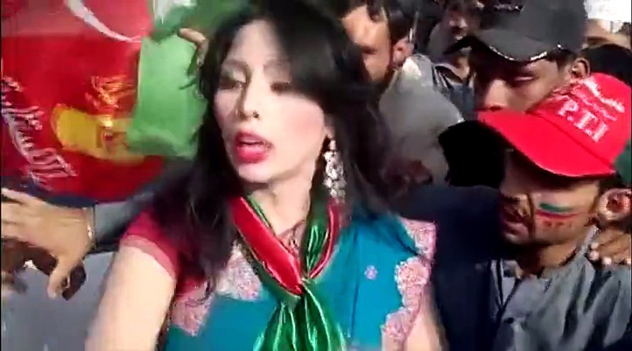 Pashto Model Anny Khan Mobile Footage