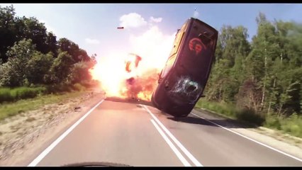 HARDCORE HENRY Red Band Movie Clip - Mini-Gun Car Chase (2016) First Person Action HD