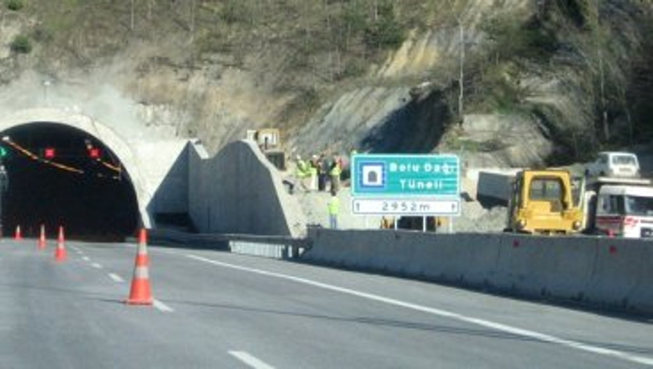 TEM, Bolu Dağı Tüneli Çıkışında 3 Ay Trafiğe Kapatılacak