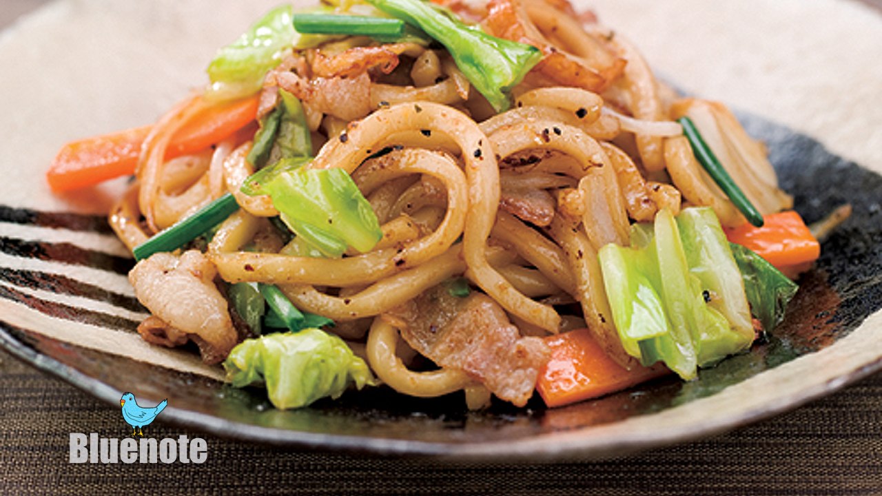 海外の反応「うどんを愛してる！」焼きうどんの作り方を紹介した動画が話題に