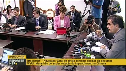 Calheiros decide manter o andamento do processo de impeachment