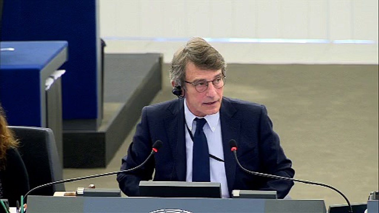 Yannick Jadot: "La Chine ne remplit pas à l'heure actuelle les critères d'économie de marché"