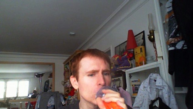 Wiwi égratigne corbeau blanc de Julien Doré