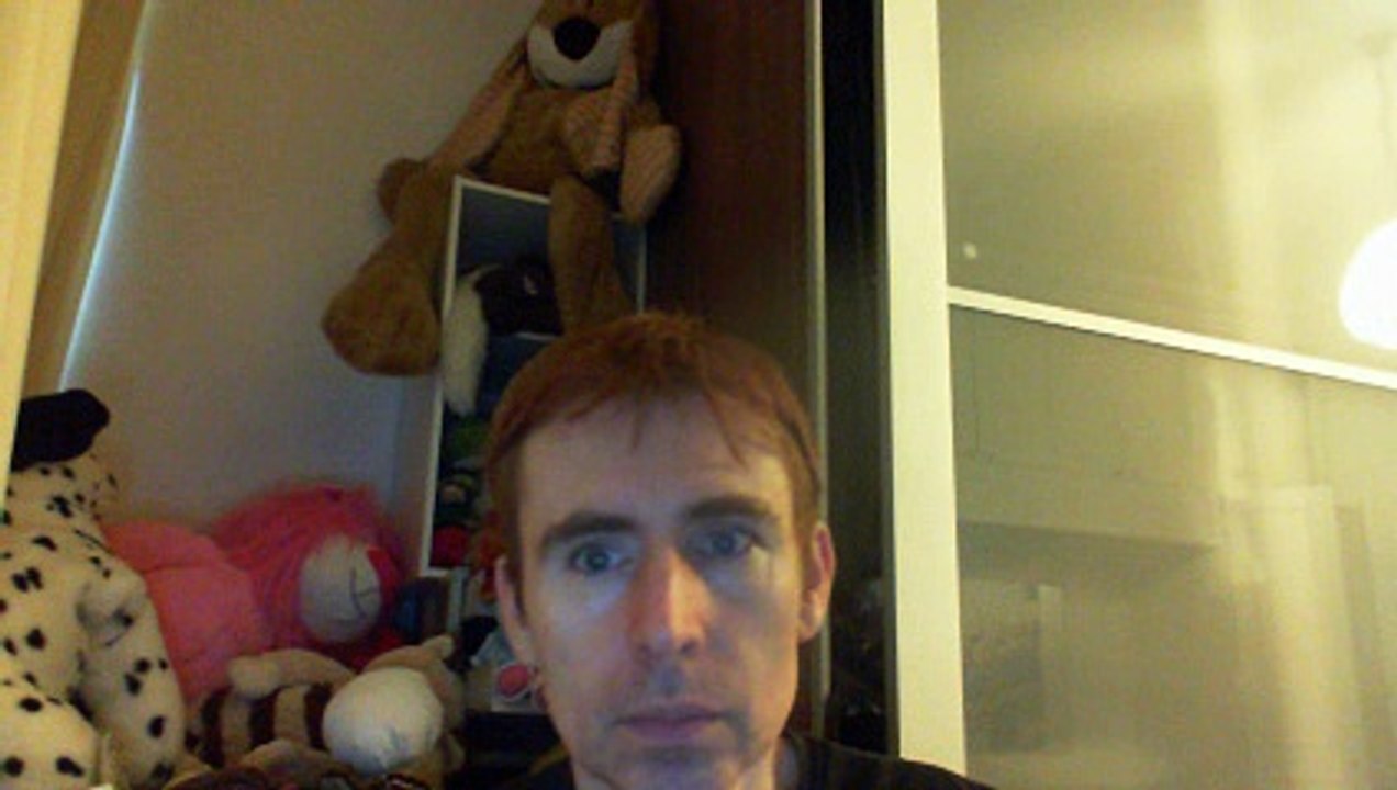 Wiwi égratigne "mon Glock va te mettre à genoux" de Lacrim