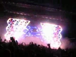 Daft punk live nimes 26/06/07 partie 2