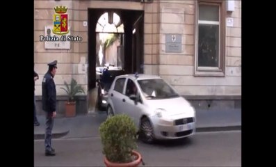 Catania - estirpavano bancomat e casseforti con ruspa: 11 arrestati
