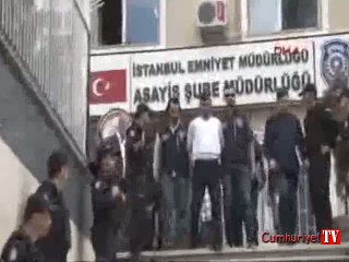 Can Dündar'a saldırıyla ilgili 3 gözaltı daha