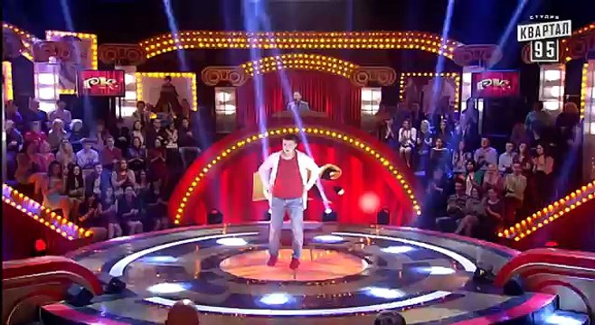 +10 000 - Эй ты, с беляшом, прыгай ко мне - Рассмеши комика 2016