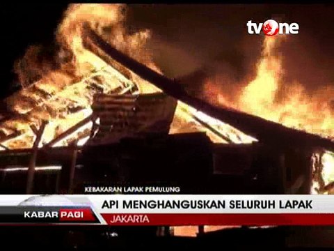 Lapak Barang Bekas di Palmerah Ludes Dilalap Api