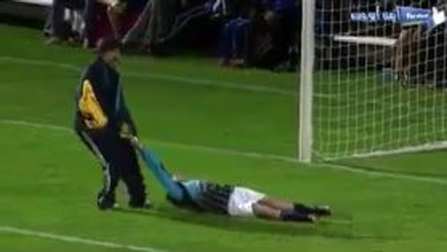 Funny Goal Keeper-See What Happened With Goal Keeper-Top Funny Videos-Funny Clips-Top Prank Videos-Top Vines Videos-Viral Video-Funny Fails