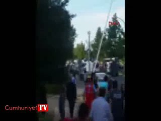 Diyarbakır'daki bombalı saldırıdan hemen sonrası amatör kamerada