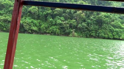 Du Thuyền Trên Hồ Ba Bể - Ba Be Lake