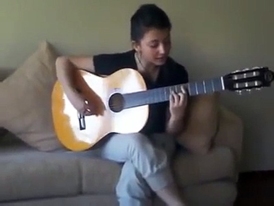 Gitar çalan kız-Söndürmüşüz feneri
