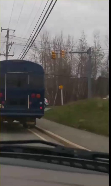 Quand un gamin de 12 ans vole un bus scolaire et se fait pourchasser par la police : surréaliste
