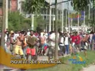 PIQUETES DE VIOLENCIA - UCAYALI