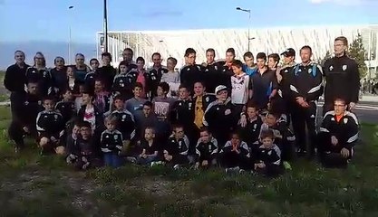 La chorale de l'école de foot!