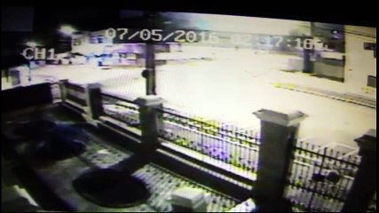 Condutor sem CNH se envolve em acidente em Castro; Assista