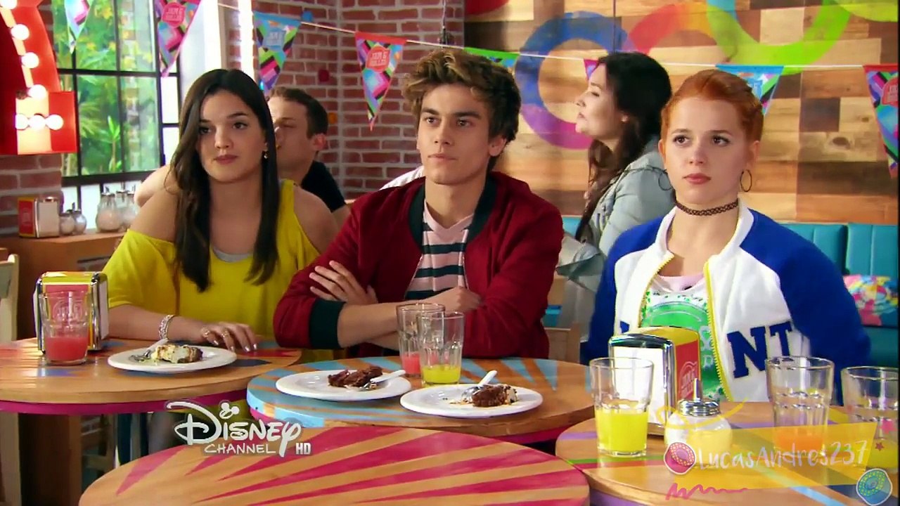Soy Luna - Ramiro y Yam se besan (Capitulo 40)
