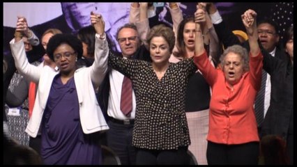 Rousseff no está cansada de luchar pero sí de "los desleales y los traidores"_
