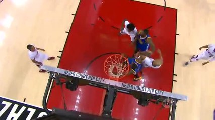 Por unanimidade, Stephen Curry é eleito o melhor jogador da temporada na NBA