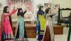 Pakistani girls Mehndi dance in wedding--Pakistani private girls mujra on wedding--Private girls dance -