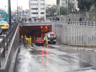 Estragos por aguacero en Quito