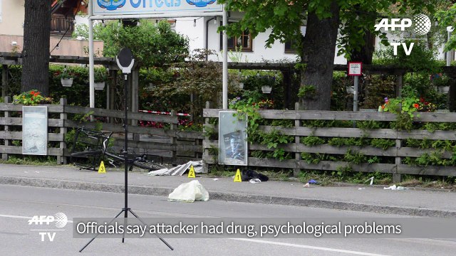 1 killed, 3 wounded in knife attack at German rail station