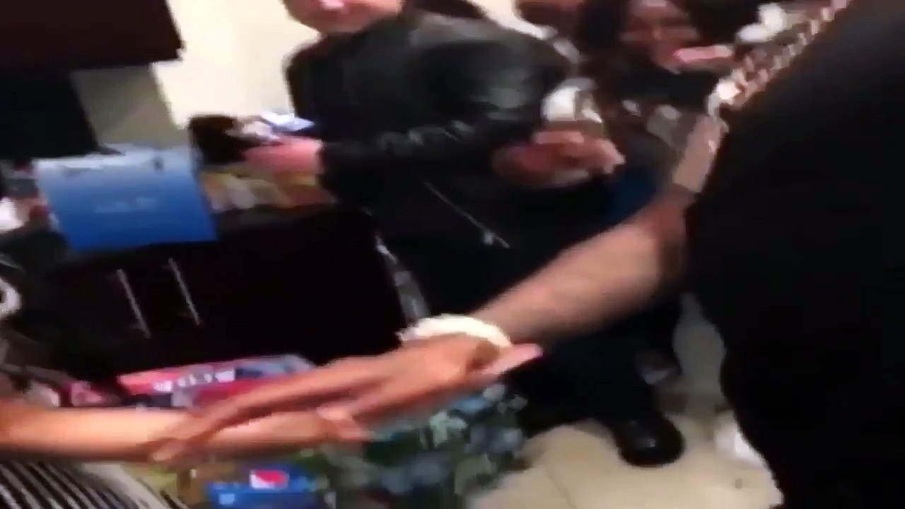 Meek Mill Showing Off His New Rolex That Nicki Minaj Got For His 29th Birthday