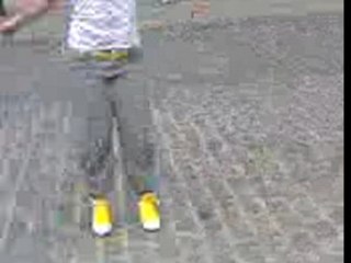 LÂÛRÎE TÊCHTÔNÎK