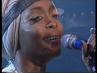 Erykah Badu  - "Tyrone" - (North Sea Jazz 2001)