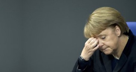 Almanların Üçte İkisi Merkel'i İstemiyor