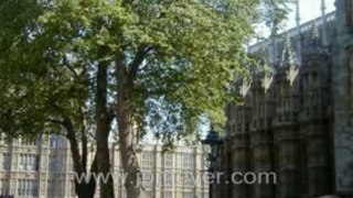 London, England travel: Trafalgar Square