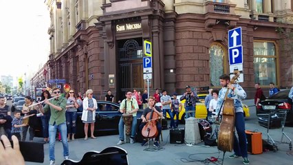 Уличные музыканты