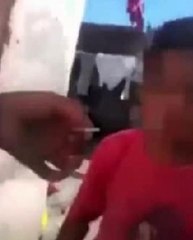 5 yaşındaki kızına zorla sigara içirdi