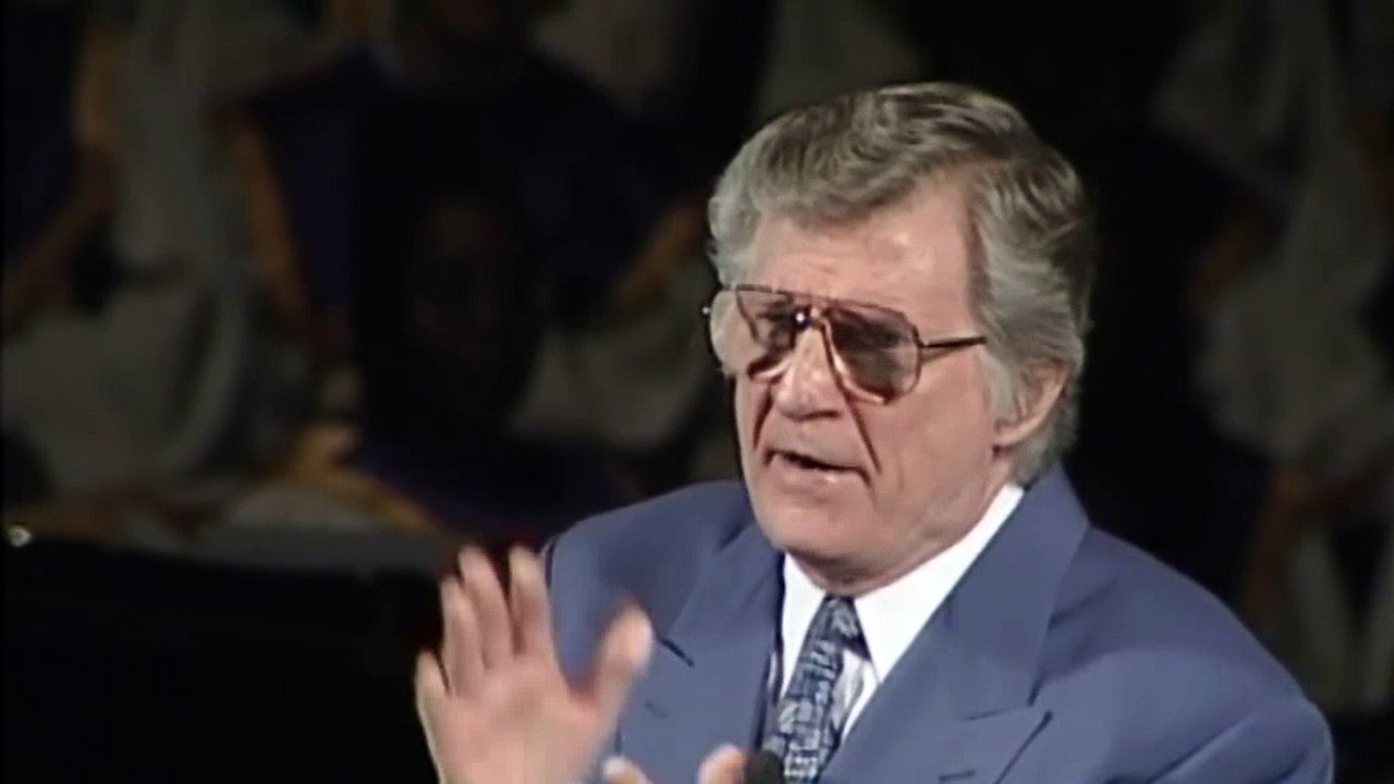 David Wilkerson - New Covenant Sets You Free From Sin