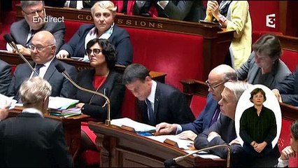 Manuel Valls en colère contre Emmanuel Macron à l'Assemblée nationale - Regardez