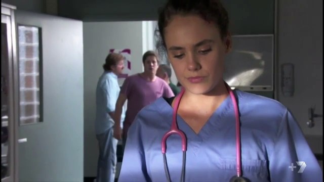 Home and Away 6417 - Hannah and Chris - Last scene
