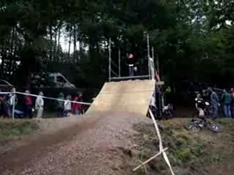 Descente vtt Les Fougerets Coupe de Bretagne