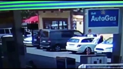 Oto Hırsızlık Zanlıları Adliyeye Sevk Edildi