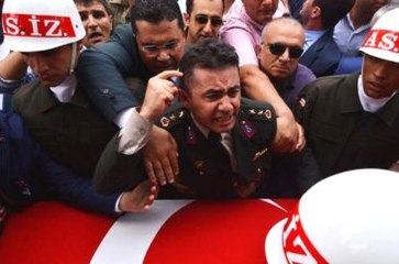 Şehit Ağabeyi Yarbay: Dağdaki Terörü Şehre İndirenler, Bu Kanın Sorumlusudur